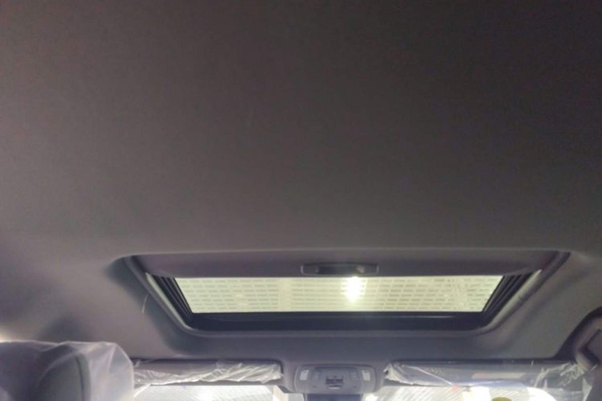 Used Toyota Granvia 2026 Model 2.5L Hybrid Comfort Edition Headliner