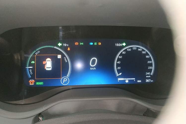 Used Toyota Granvia 2026 Model 2.5L Hybrid Prestige PLUS Four-Wheel Drive Edition Instrument Cluster