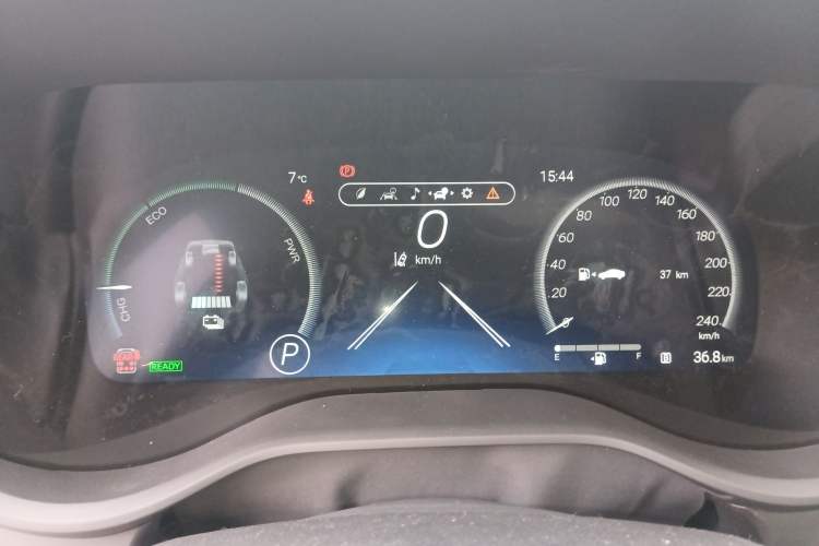 Used Toyota Granvia 2026 Model 2.5L Hybrid Prestige PLUS Four-Wheel Drive Edition Instrument Cluster