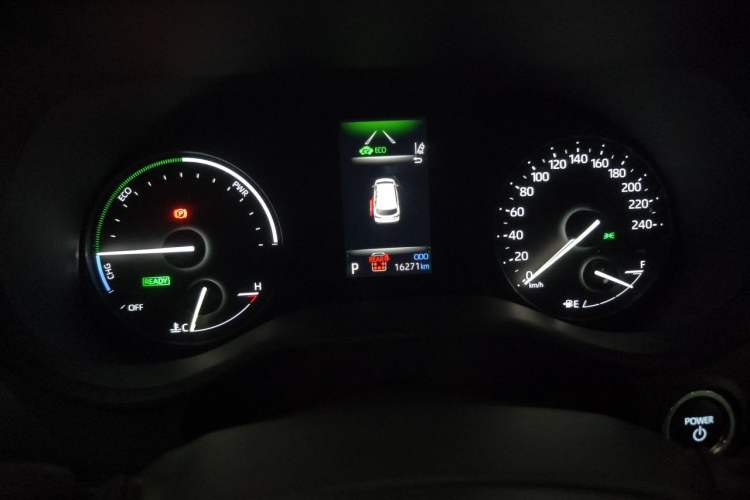 Used Toyota Granvia 2026 Model 2.5L Hybrid Comfort Edition Instrument Cluster