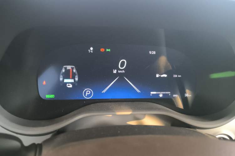 Used Toyota Granvia 2026 Model 2.5L Hybrid Prestige PLUS Four-Wheel Drive Edition Instrument Cluster