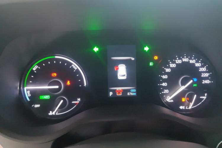 Used Toyota Granvia 2026 Model 2.5L Hybrid Comfort Edition Instrument Cluster