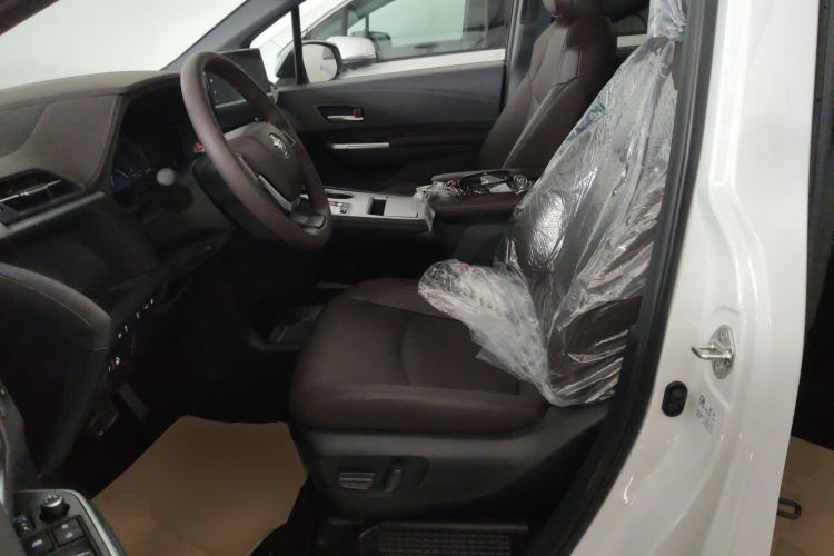 Used Toyota Granvia 2026 Model 2.5L Hybrid Prestige PLUS Four-Wheel Drive Edition Left Front Seat