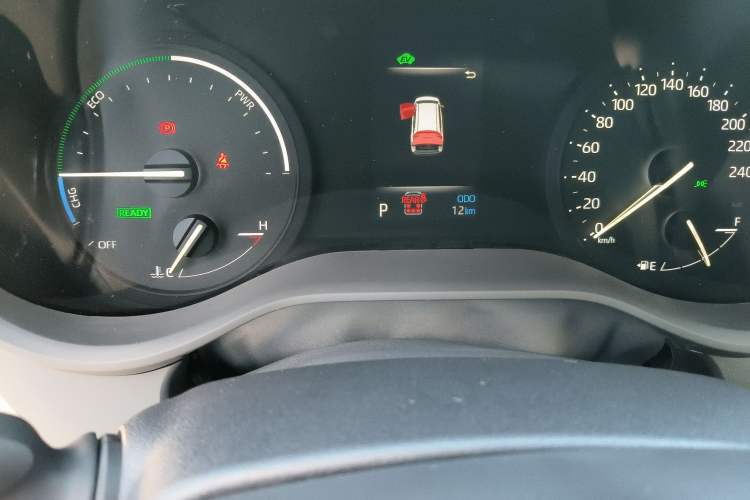 Used Toyota Granvia 2026 Model 2.5L Hybrid Comfort Edition Odometer Close Up