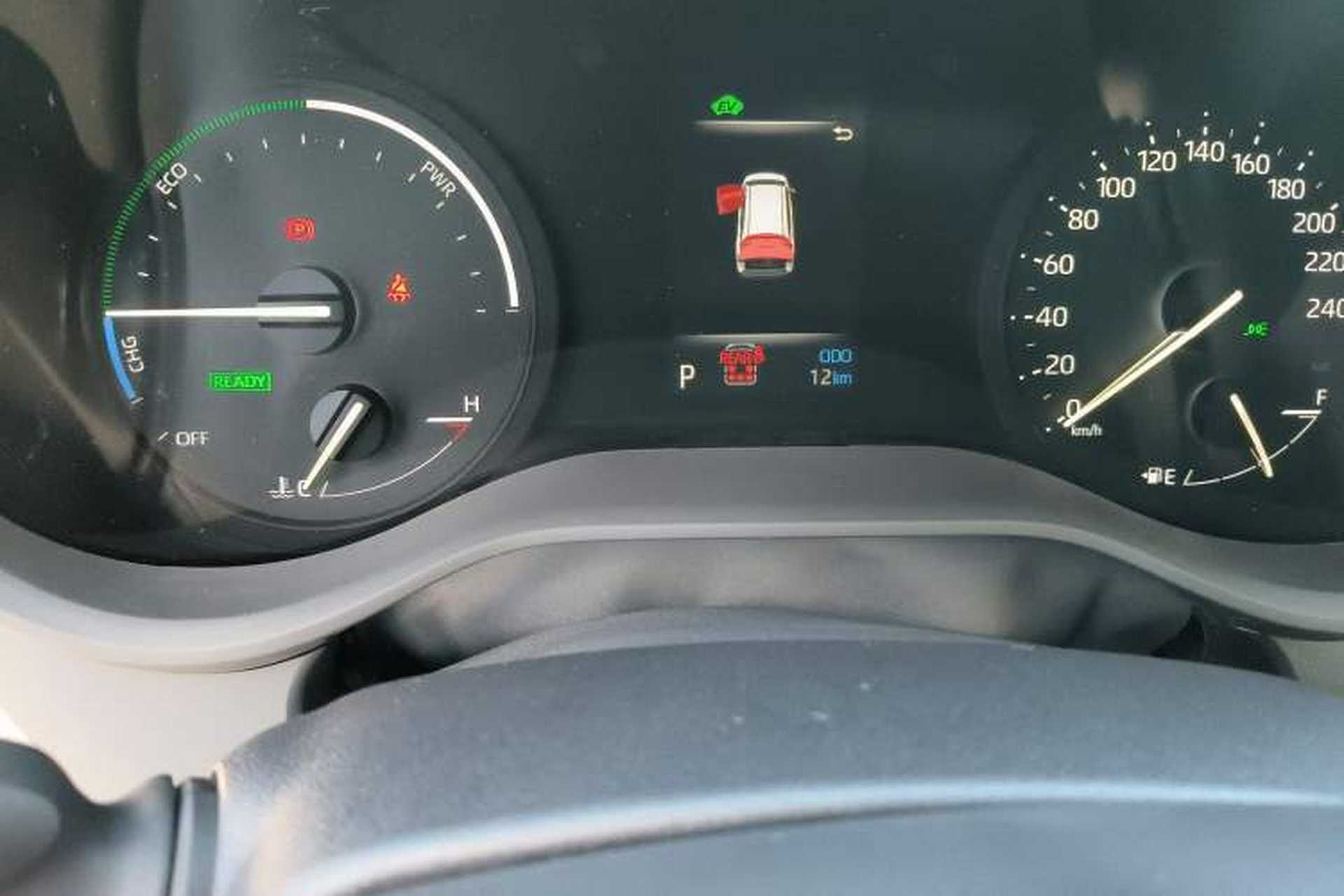 Used Toyota Granvia 2026 Model 2.5L Hybrid Comfort Edition Odometer Close Up