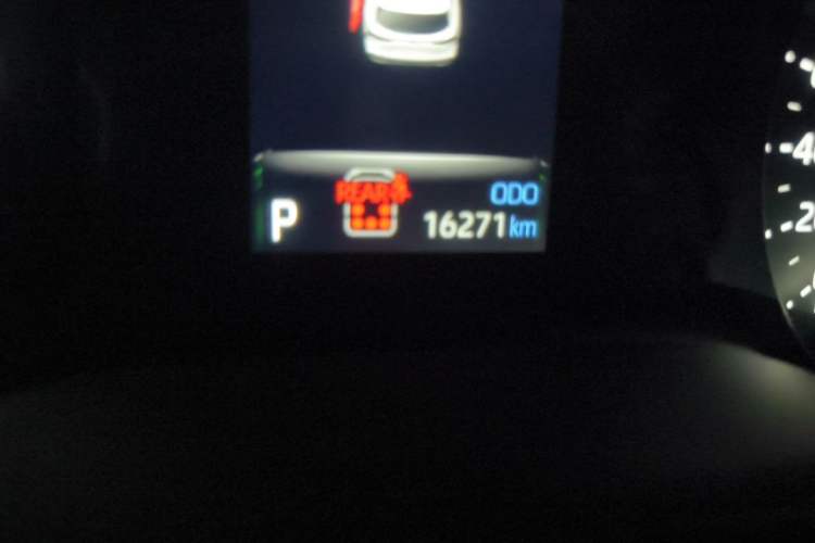Used Toyota Granvia 2026 Model 2.5L Hybrid Comfort Edition Odometer Close Up