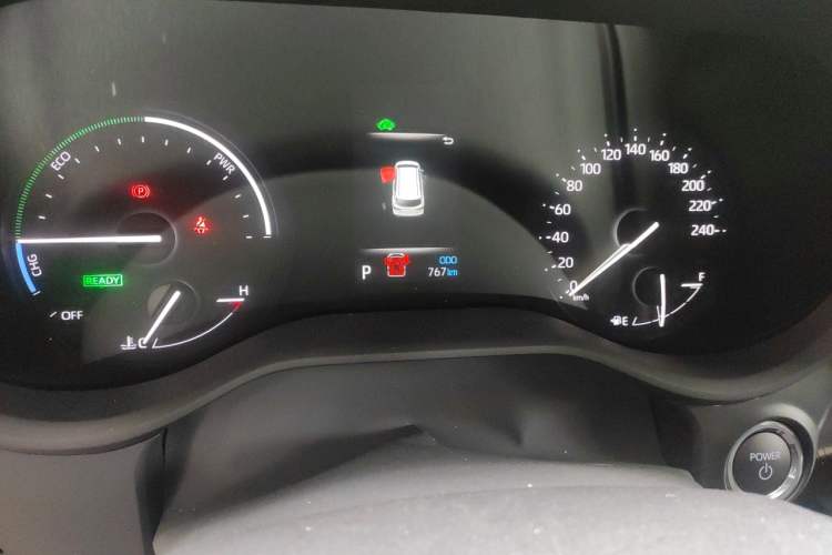 Used Toyota Granvia 2026 Model 2.5L Hybrid Comfort Edition Odometer Close Up