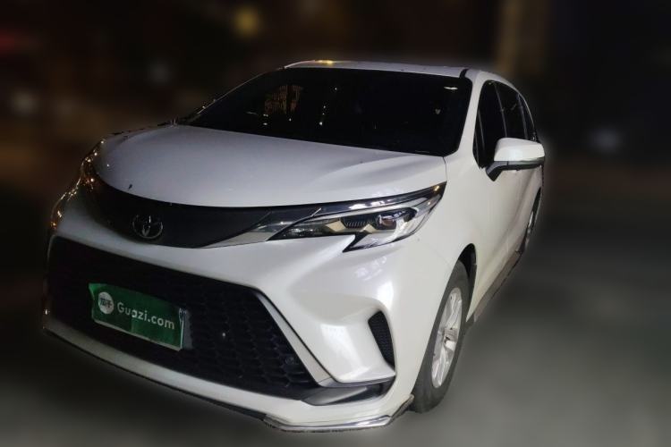 Toyota Granvia 2026 Model 2.5L Hybrid Comfort Edition