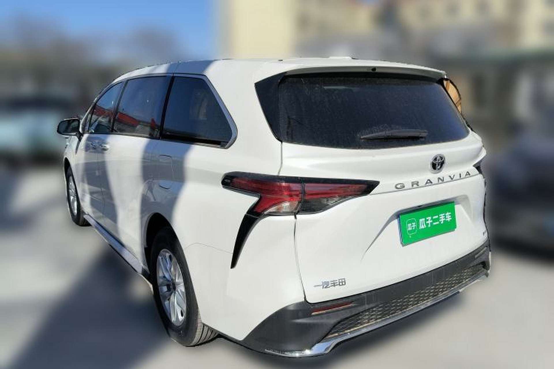 Used Toyota Granvia 2026 Model 2.5L Hybrid Comfort Edition Rear Left 45 Deg