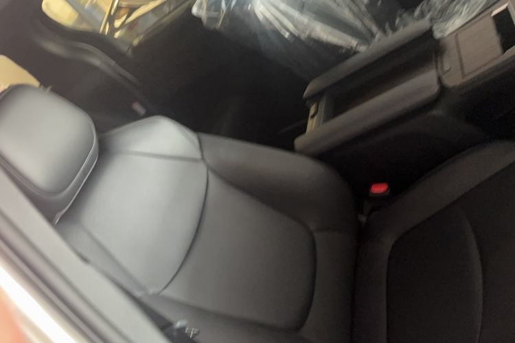 Used Toyota Granvia 2026 Model 2.5L Hybrid Comfort Edition Right Front Seat