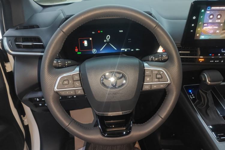 Used Toyota Granvia 2026 Model 2.5L Hybrid Prestige ULTRA Edition Steering Wheel