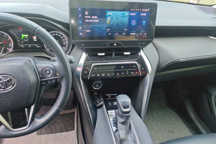 Used Toyota Harrier 2023 2.0L CVT Two-Wheel Drive Deluxe Edition Audio And AC Panel