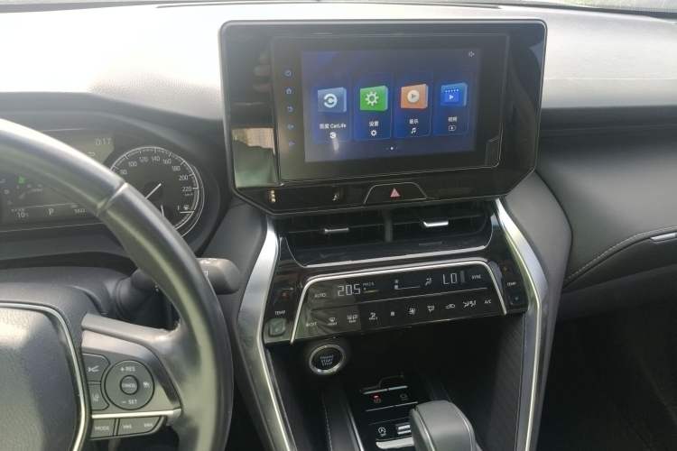 Used Toyota Harrier 2022 2.0L CVT Two-Wheel Drive Luxury Edition Audio And AC Panel
