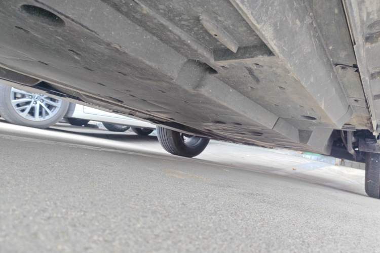 Used Toyota Harrier 2023 2.0L CVT Two-Wheel Drive Deluxe Edition Chassis Front Left