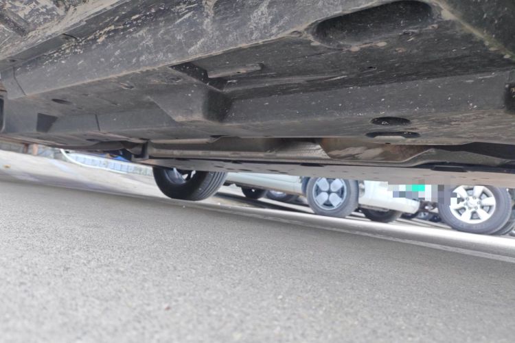 Used Toyota Harrier 2023 2.0L CVT Two-Wheel Drive Deluxe Edition Chassis Front Right