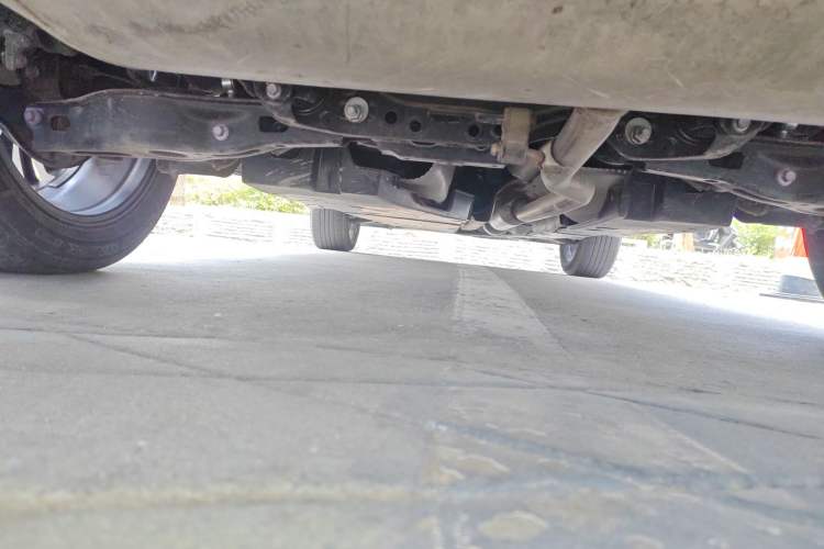 Used Toyota Harrier 2023 2.0L CVT Two-Wheel Drive Deluxe Edition Chassis Rear