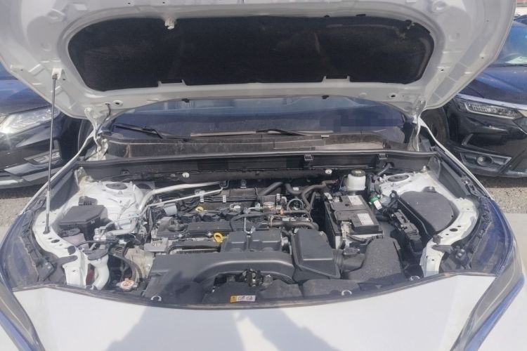 Used Toyota Harrier 2022 2.0L CVT Two-Wheel Drive Luxury Edition Engine Bay