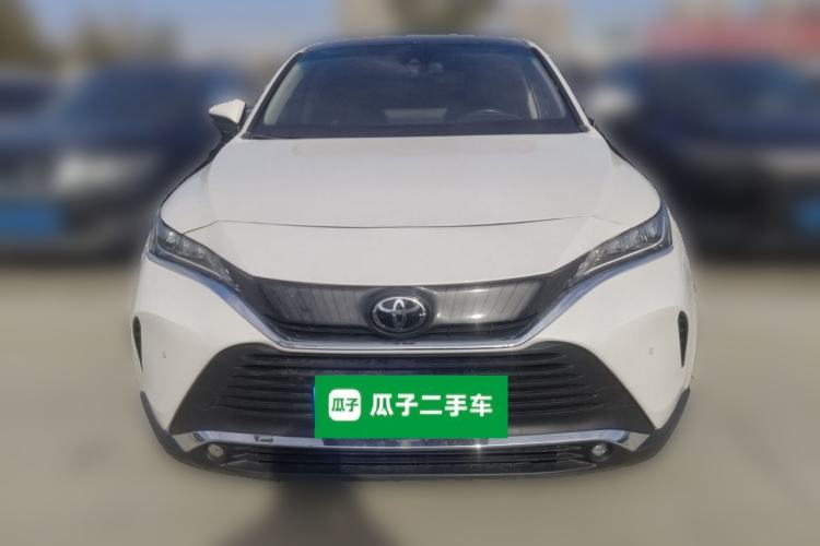 Used Toyota Harrier 2022 2.0L CVT Two-Wheel Drive Luxury Edition Front