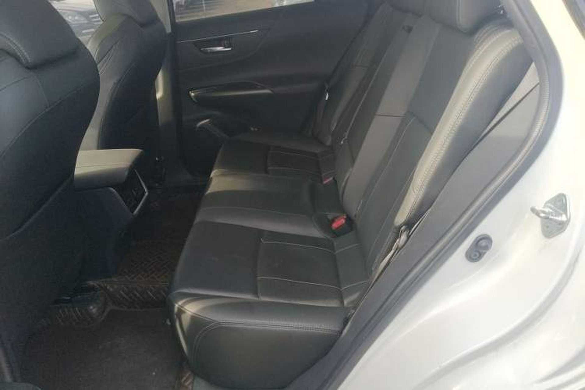 Used Toyota Harrier 2022 2.0L CVT Two-Wheel Drive Luxury Edition Left Rear Seat