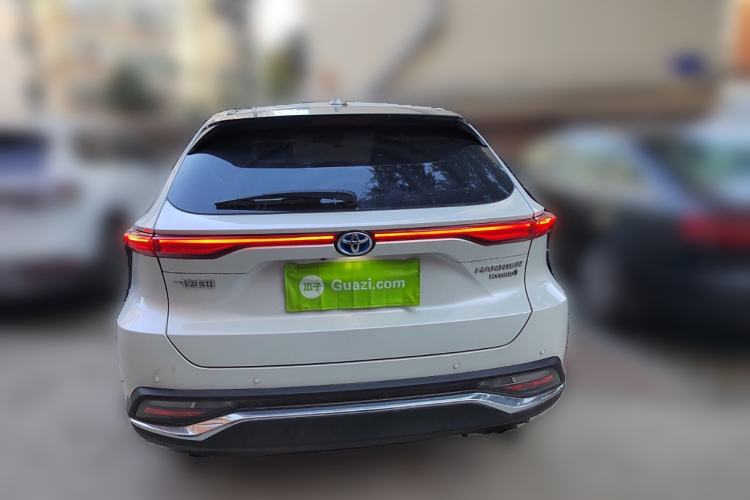 Used Toyota Harrier 2022 Dual-Engine 2.5L CVT Two-Wheel Drive Luxury Edition Rear