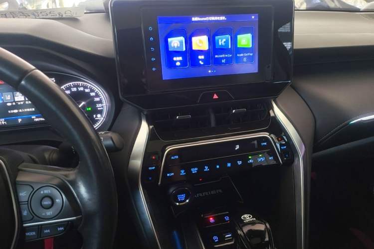 Used Toyota Harrier 2022 2.0L CVT Two-Wheel Drive Deluxe Edition Audio And AC Panel