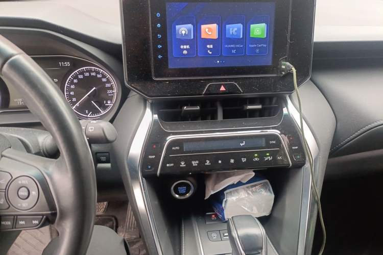 Used Toyota Harrier 2022 2.0L CVT Two-Wheel Drive Entry Version Audio And AC Panel