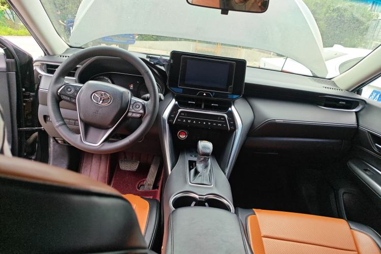 Used Toyota Harrier 2022 2.0L CVT Two-Wheel Drive Entry Version Center Console