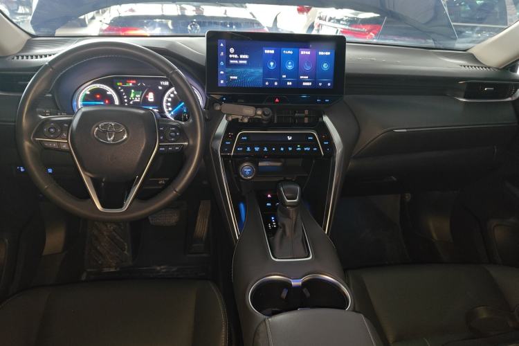 Used Toyota Harrier 2022 Dual-Engine 2.5L CVT Four-Wheel Drive Luxury Edition Center Console