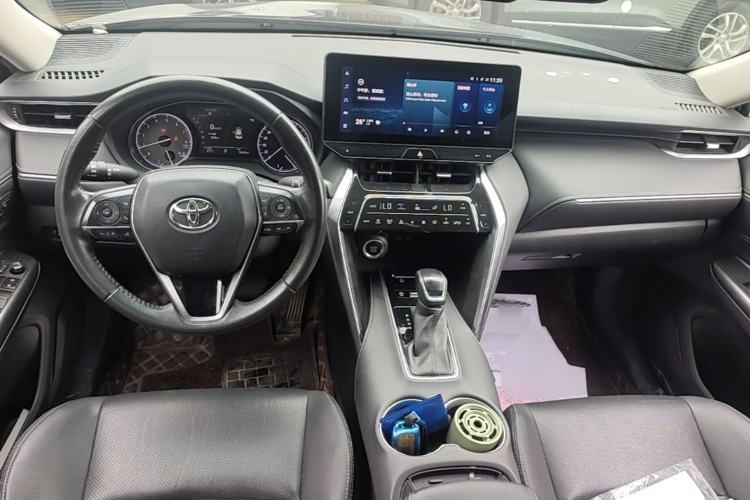Used Toyota Harrier 2022 2.0L CVT Two-Wheel Drive Deluxe Edition Center Console
