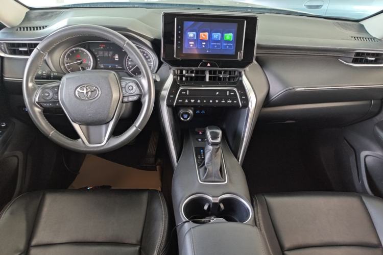 Used Toyota Harrier 2022 2.0L CVT Two-Wheel Drive Entry Version Center Console