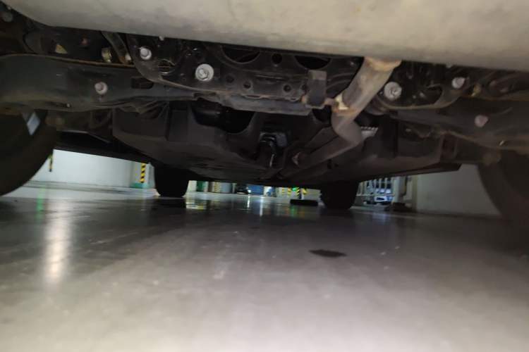Used Toyota Harrier 2022 2.0L CVT Two-Wheel Drive Deluxe Edition Chassis Rear