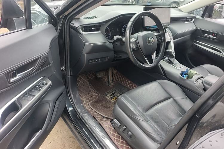 Used Toyota Harrier 2022 2.0L CVT Two-Wheel Drive Deluxe Edition Driver Seat