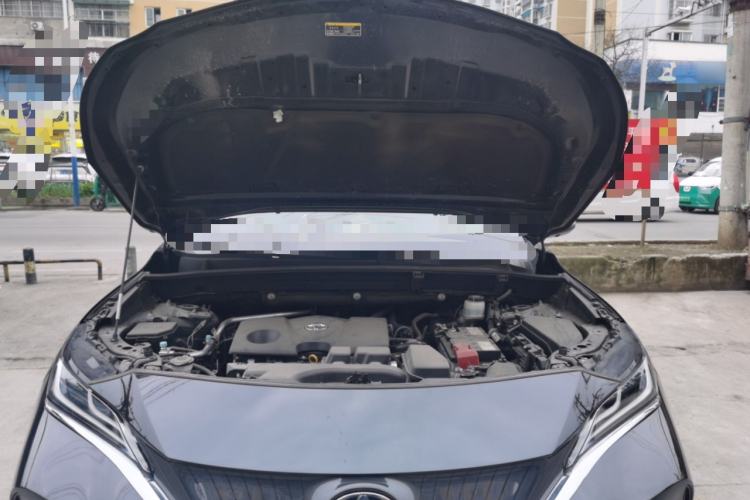 Used Toyota Harrier 2022 2.0L CVT Two-Wheel Drive Deluxe Edition Engine Bay