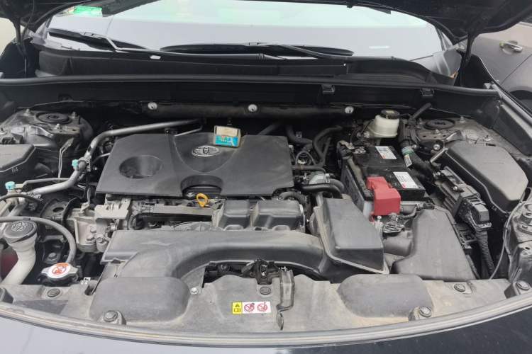Used Toyota Harrier 2022 2.0L CVT Two-Wheel Drive Deluxe Edition Engine Bay