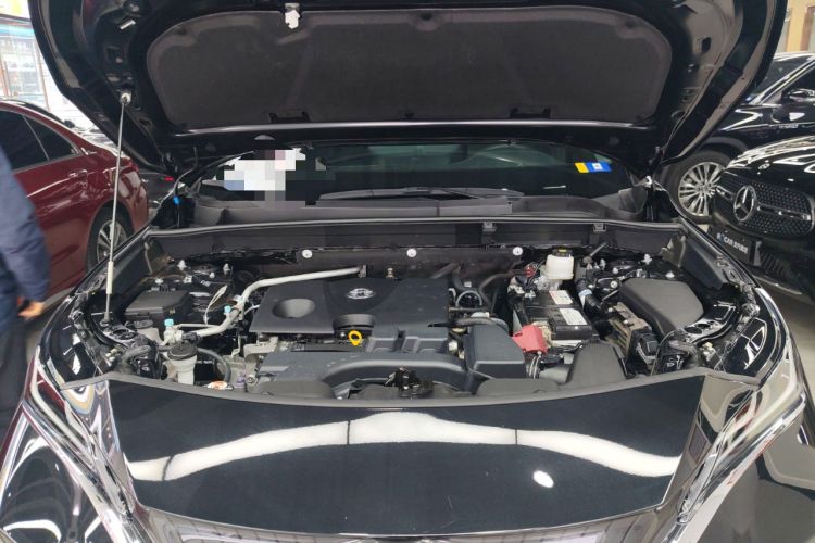 Used Toyota Harrier 2022 2.0L CVT Two-Wheel Drive Deluxe Edition Engine Bay