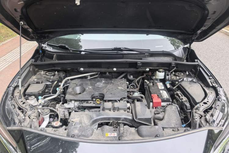 Used Toyota Harrier 2022 2.0L CVT Two-Wheel Drive Luxury Edition Engine Bay