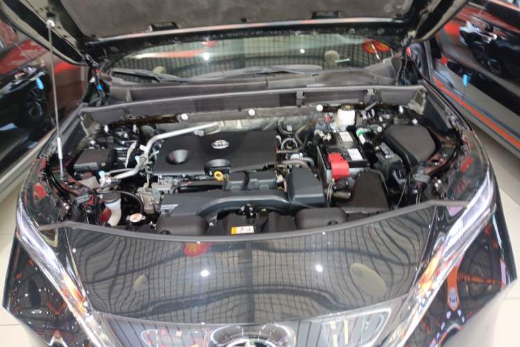 Used Toyota Harrier 2022 2.0L CVT Two-Wheel Drive Flagship Edition Engine Bay
