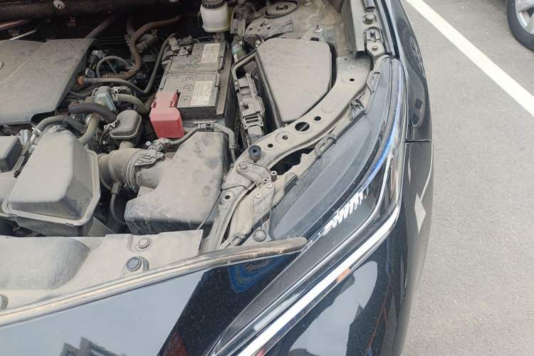 Used Toyota Harrier 2022 2.0L CVT Two-Wheel Drive Entry Version Engine Bay Left