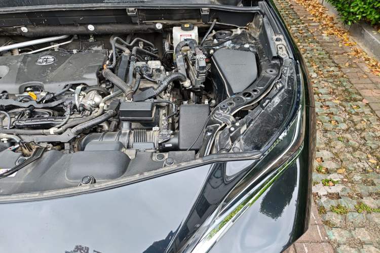 Used Toyota Harrier 2022 Dual-Engine 2.5L CVT Two-Wheel Drive Luxury Edition Engine Bay Left