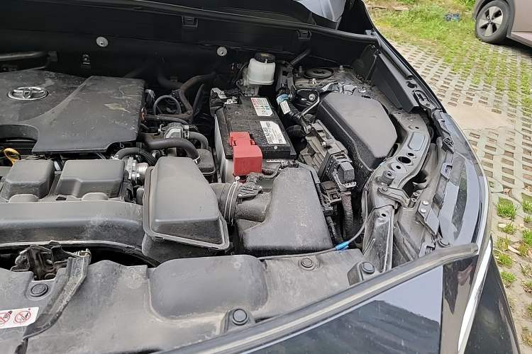 Used Toyota Harrier 2022 2.0L CVT Two-Wheel Drive Luxury Edition Engine Bay Left