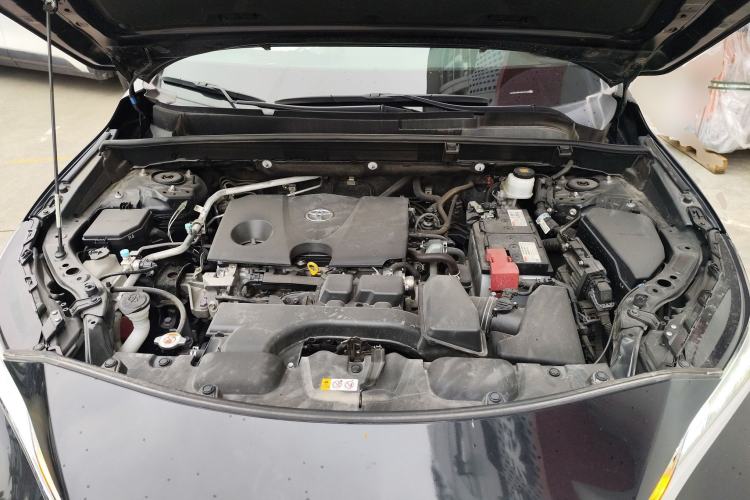 Used Toyota Harrier 2022 2.0L CVT Two-Wheel Drive Luxury Edition Engine Bay