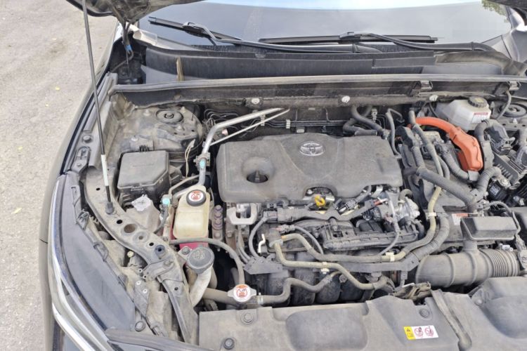 Used Toyota Harrier 2022 Dual-Engine 2.5L CVT Four-Wheel Drive Luxury Edition Engine Bay Right