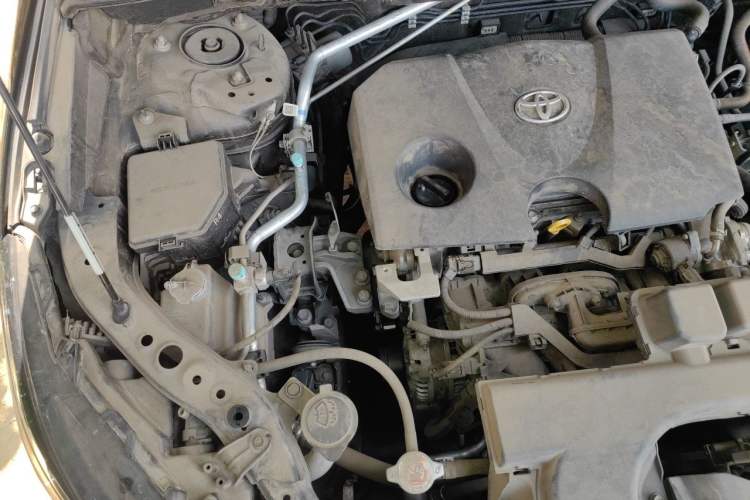 Used Toyota Harrier 2022 2.0L CVT Two-Wheel Drive Deluxe Edition Engine Bay Right