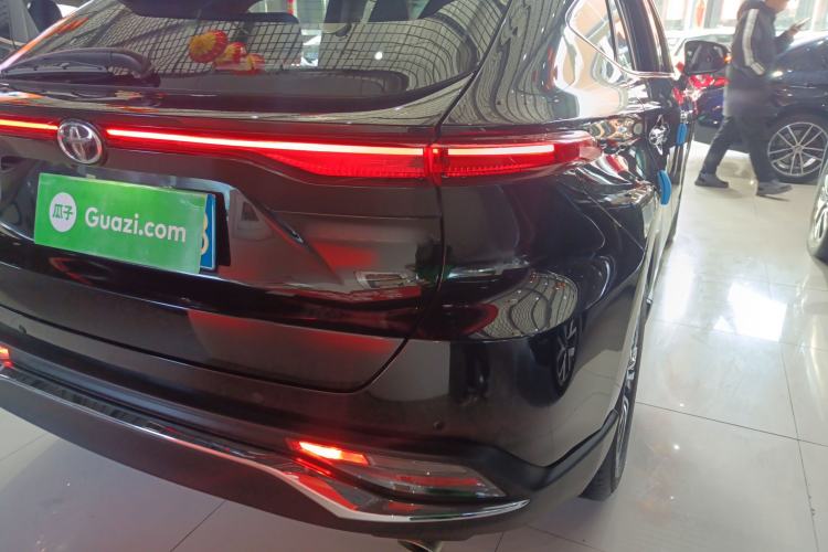 Used Toyota Harrier 2022 2.0L CVT Two-Wheel Drive Flagship Edition Exterior 2