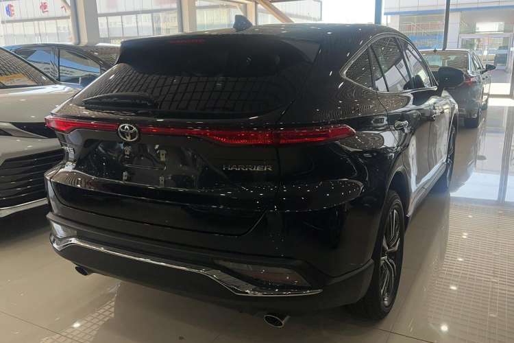 Used Toyota Harrier 2022 2.0L CVT Two-Wheel Drive Entry Version Exterior 3