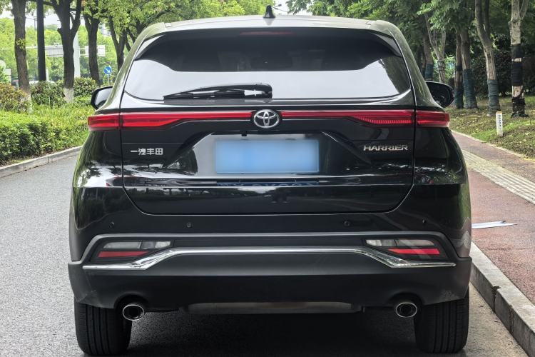 Used Toyota Harrier 2022 2.0L CVT Two-Wheel Drive Luxury Edition Exterior 4