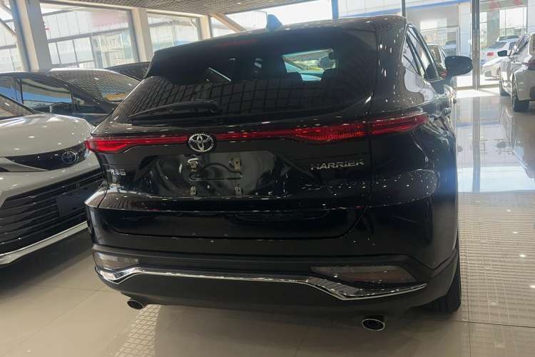 Used Toyota Harrier 2022 2.0L CVT Two-Wheel Drive Entry Version Exterior 4