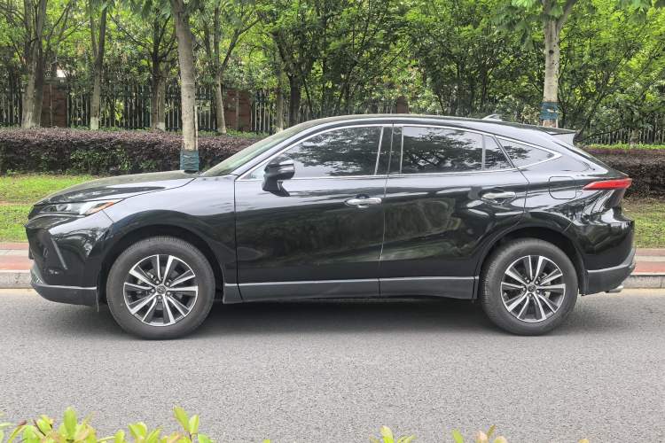 Used Toyota Harrier 2022 2.0L CVT Two-Wheel Drive Luxury Edition Exterior 5