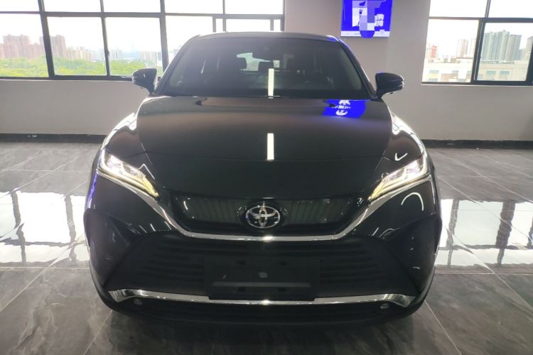 Used Toyota Harrier 2022 2.0L CVT Two-Wheel Drive Deluxe Edition Front