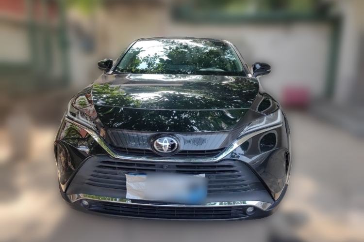 Used Toyota Harrier 2022 2.0L CVT Two-Wheel Drive Deluxe Edition Front